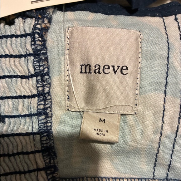 Maeve Flutter-Sleeve Crop Blouse - Picture 6 of 6